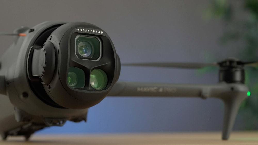 mavic 4 pro infinity gimbal.jpg